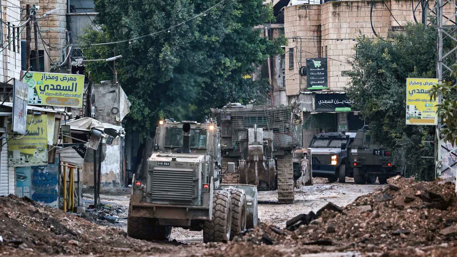 "معركة جنين".. مقتل 10 ونزوح 600 وتواصل الاقتحامات (فيديو)