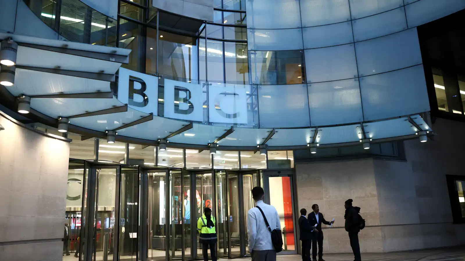 بعد الاعتذار لترامب.. "بي بي سي" ترفض دفع المليار دولار