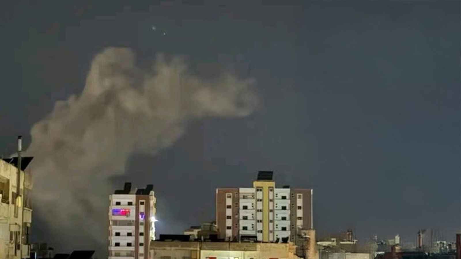 استهدفت "موقعا عسكريا".. غارة إسرائيلية على ميناء طرطوس السوري