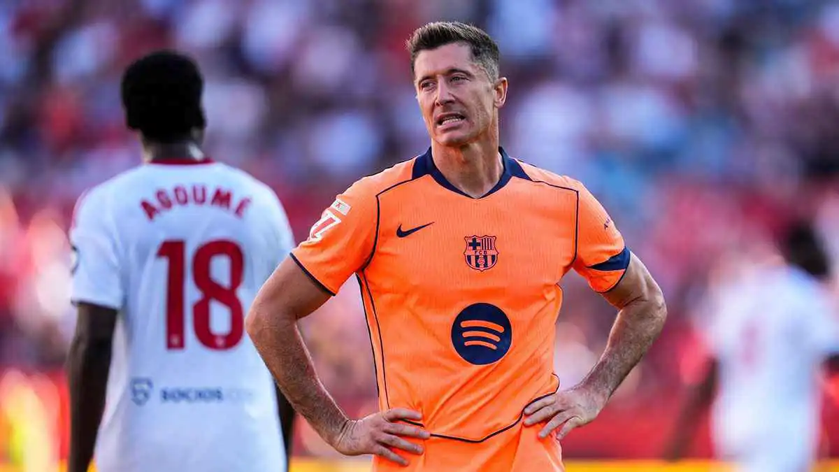 توقف عن تسجيل الأهداف.. ليفاندوفسكي يكشف كواليس طلب مسؤولي برشلونة الغريب