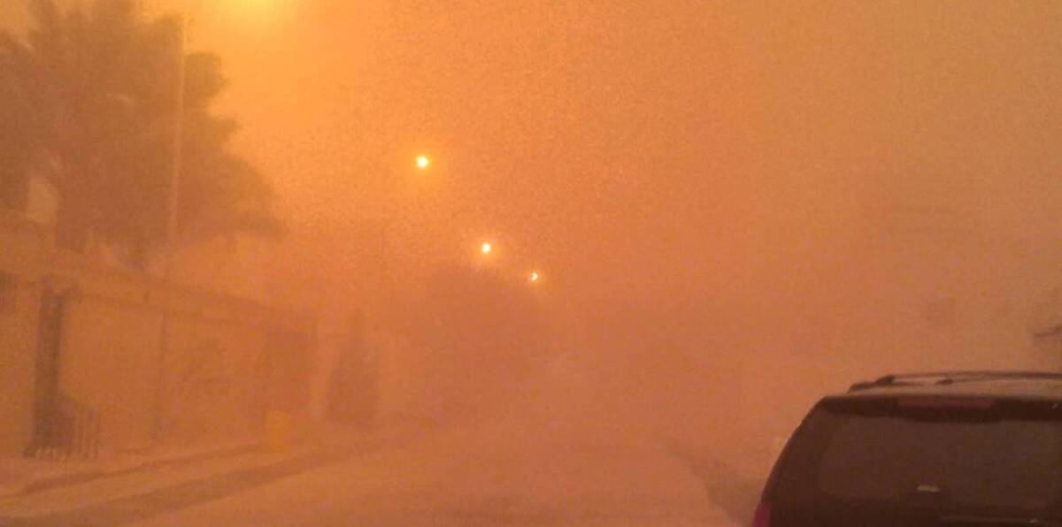 بالفيديو والصور.. عاصفة غبار قوية تضرب الرياض