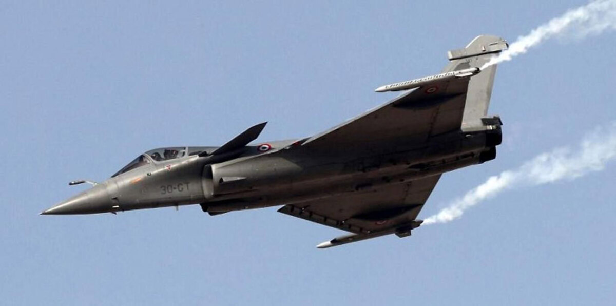 الجيش الفرنسي يُعلن مقتل "قيادي جهادي" ومدنيينِ اثنين بضربة جوية في مالي