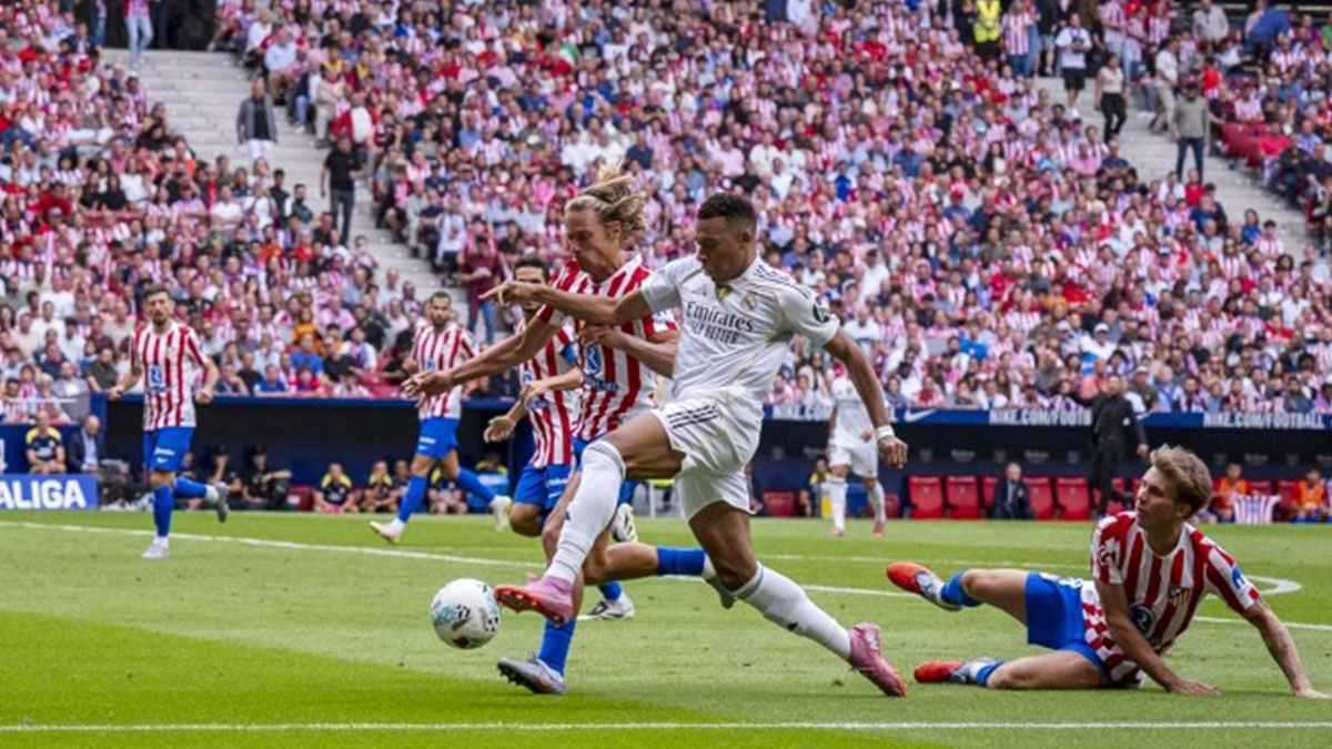 القنوات المجانية الناقلة لمباراة ريال مدريد وأتلتيكو في السوبر الإسباني