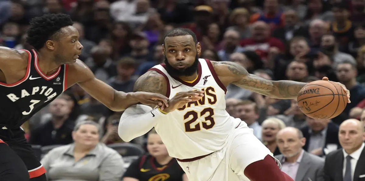 ليبرون جيمس يقود المنتخب الأمريكي للسلة في أولمبياد باريس 