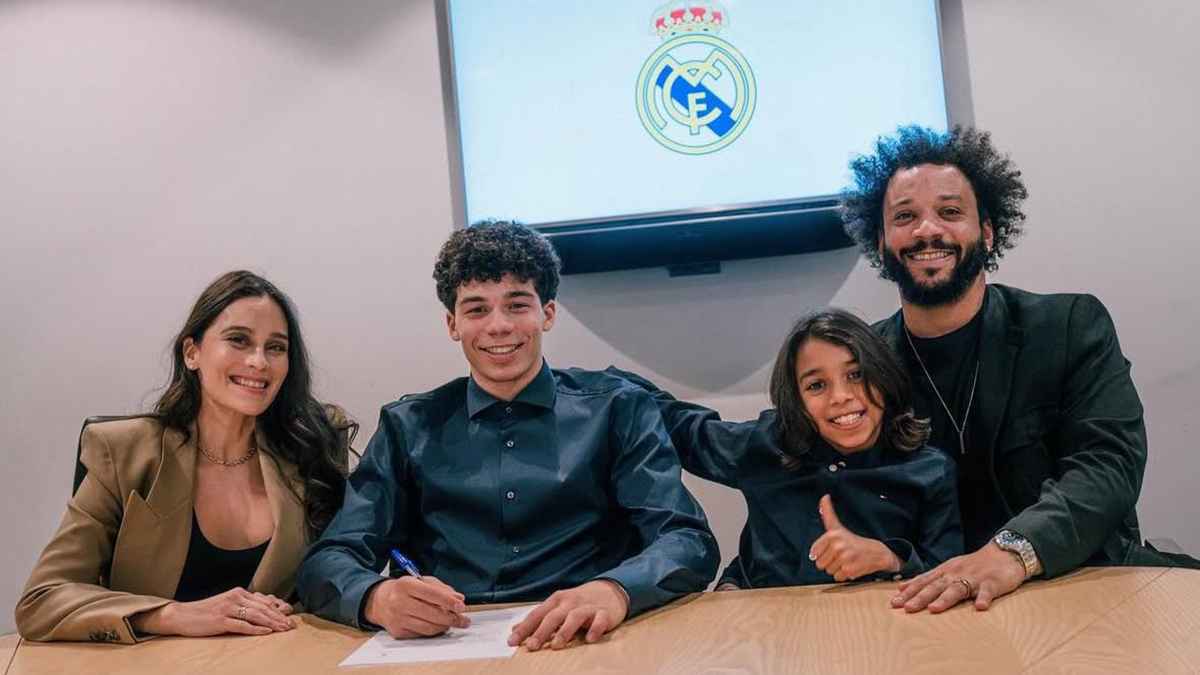 فرحة خيالية من مارسيلو بعد تألق نجله إنزو (فيديو)