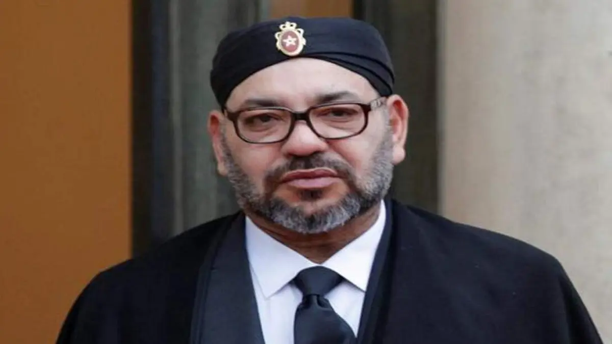 هل أجبر "كورونا" العاهل المغربي على تغيير بروتوكول رسمي؟ (فيديو)