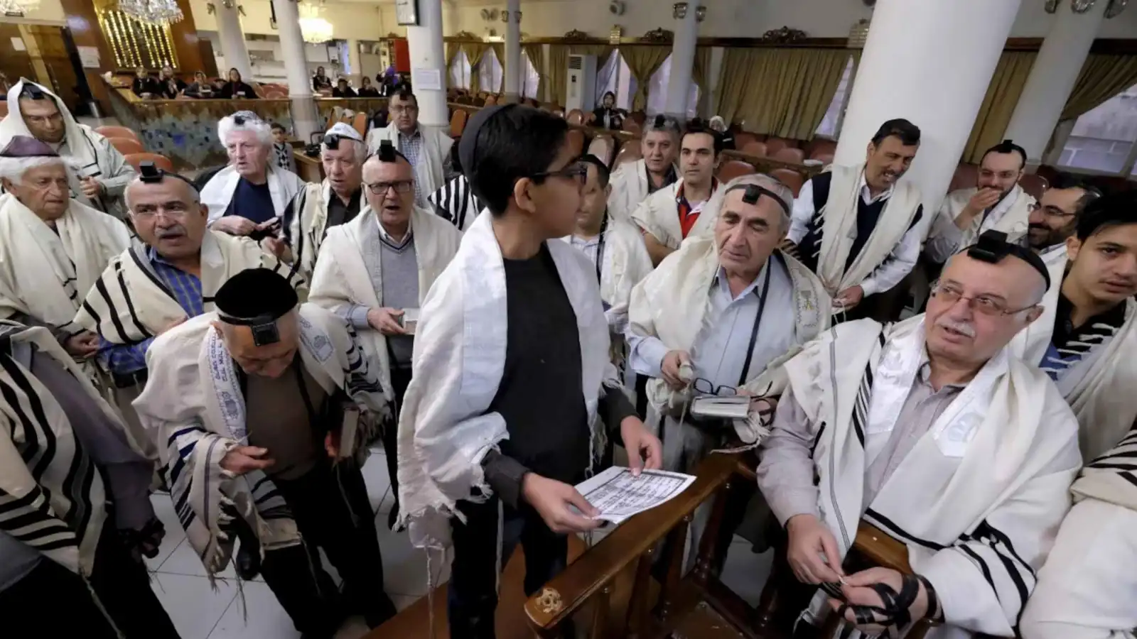 إيران تمنع مواطنيها اليهود من التواصل الرقمي مع إسرائيل