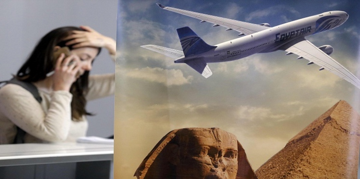 "انحراف مفاجئ" يُعقّد لغز اختفاء الطائرة المصرية