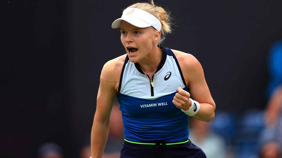 اعتذار لاعبة تنس شهيرة بعد تعليقها عن رائحة منافستها (فيديو)