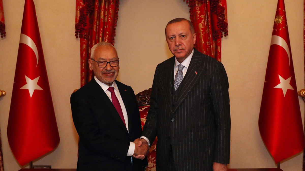 تونس.. البرلمان يسائل الغنوشي عن زيارته لأردوغان