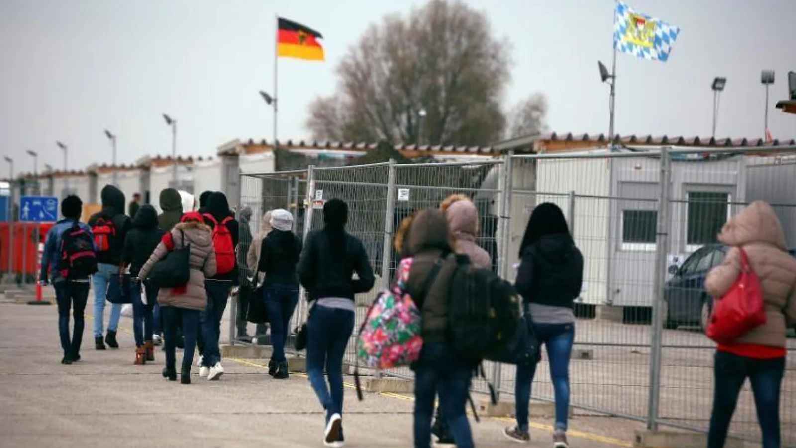 الاتحاد الأوروبي يخطط لفرض إجراءات صارمة على طالبي اللجوء