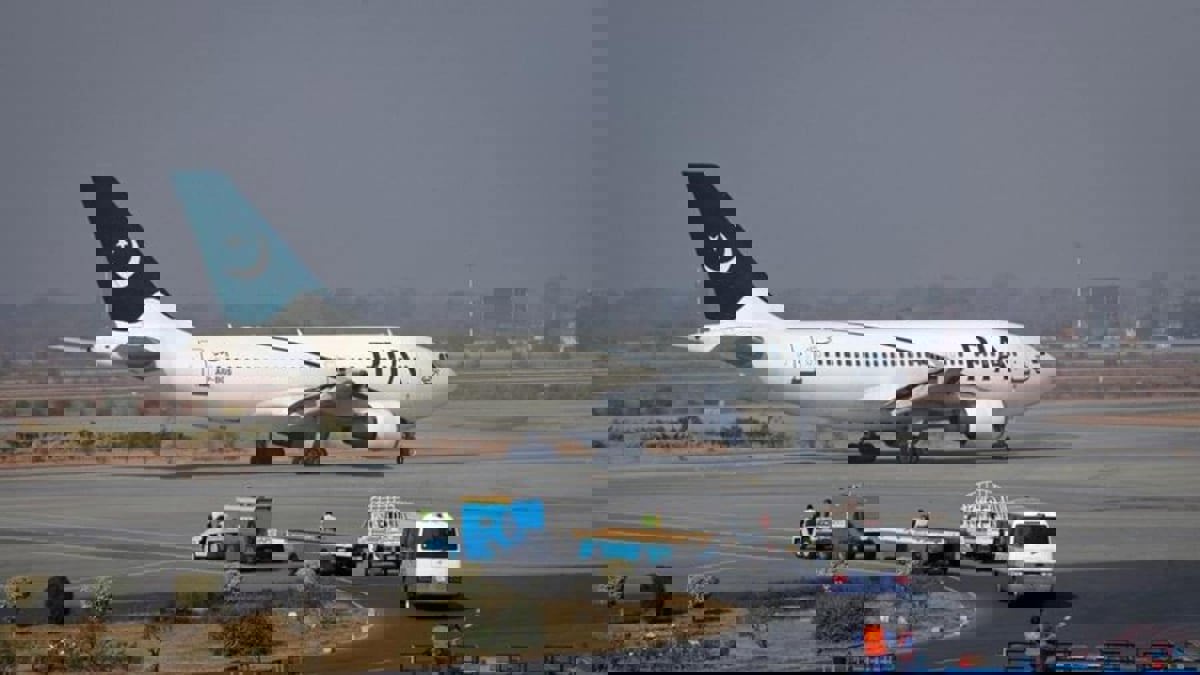 "انتهى دوامي".. طيار باكستاني يرفض مواصلة رحلته إلى إسلام آباد ويهبط في الدمام