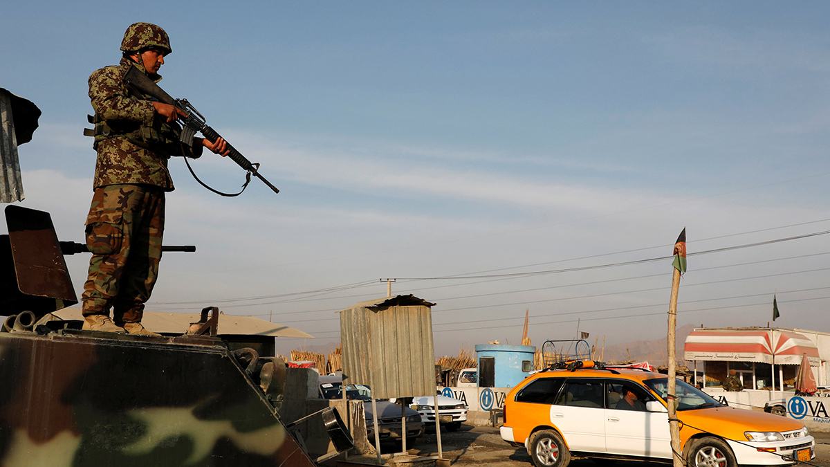 أفغانستان.. مقتل 4 من الشرطة بهجوم مسلح غربي البلاد