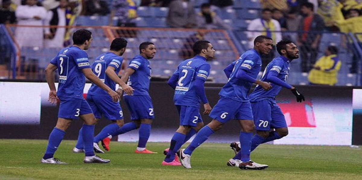 الهلال يستعيد توازنه والنصر يسقط أمام الخليج بالدوري السعودي