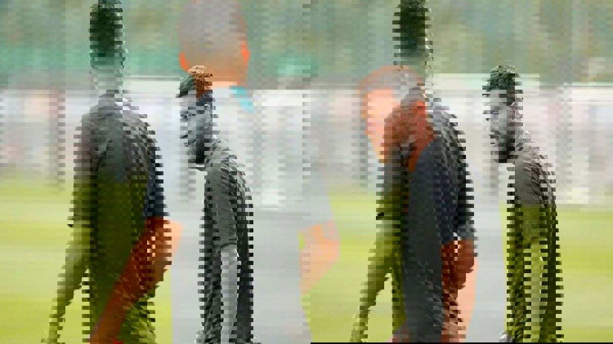 رسميًا.. ميسي في قائمة برشلونة لمواجهة بروسيا دورتموند بدوري أبطال أوروبا