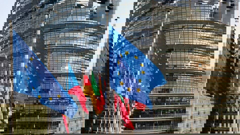 ردا على مخالفتها اتفاق إيرلندا الشمالية.. أوروبا تهدد بريطانيا بعقوبات مالية