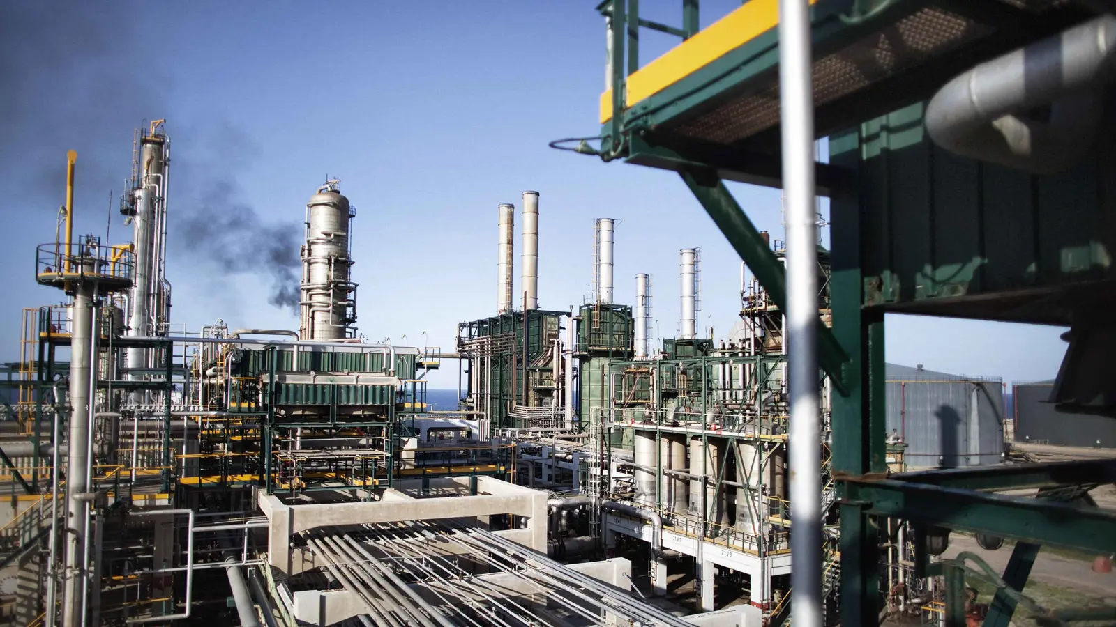 الجنوب الليبي يؤجج الصراع بين فرنسا وإيطاليا على النفوذ والطاقة