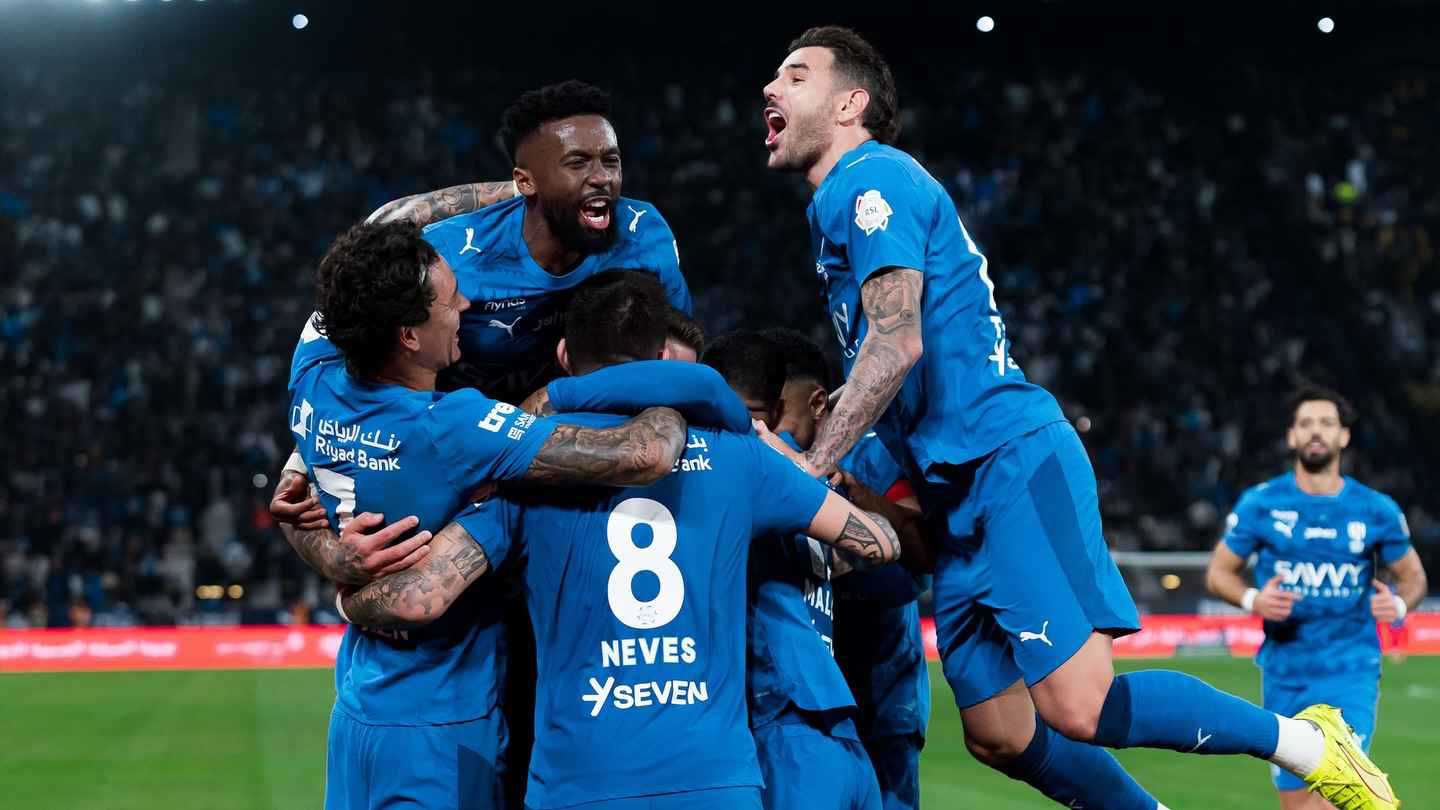 حقيقة المفاوضات بين كورينثيانز البرازيلي ونجم الهلال السعودي 