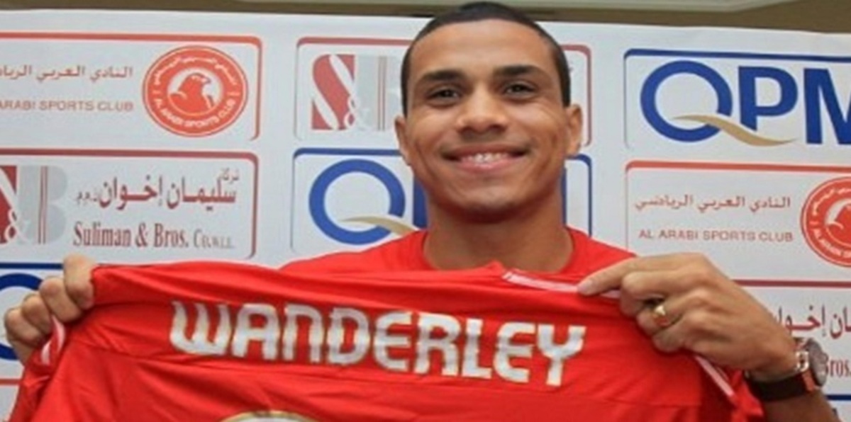 النصر الإماراتي يعزز صفوفه بالبرازيلي فاندرلي سانتوس