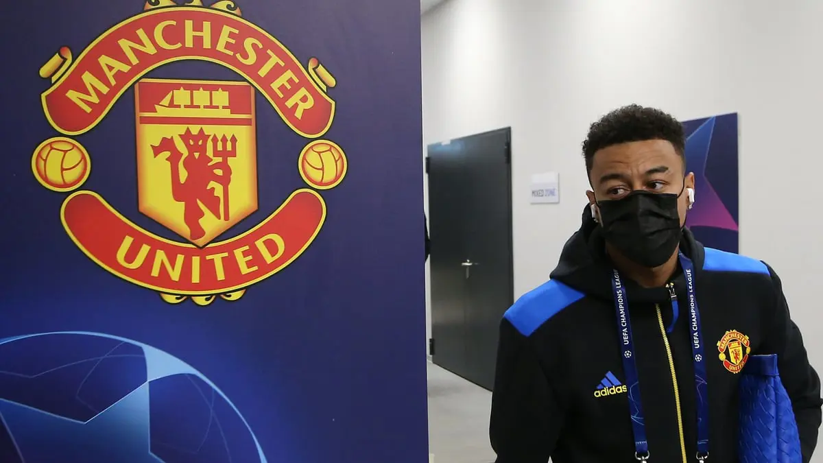 ديلي إكسبريس: ريال مدريد ينافس برشلونة على لينغارد