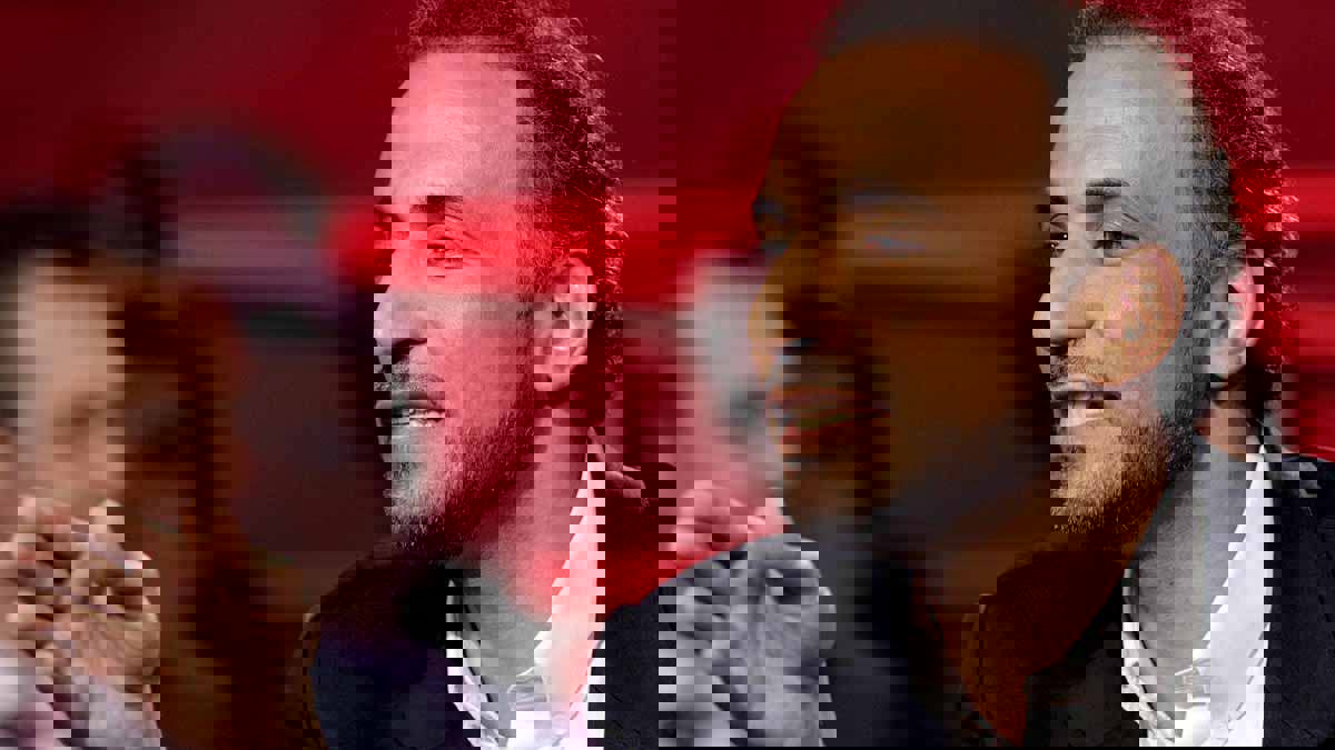 سيدات يغادرن ندوة بفرنسا بعد رؤية طارق رمضان المتهم بالاغتصاب