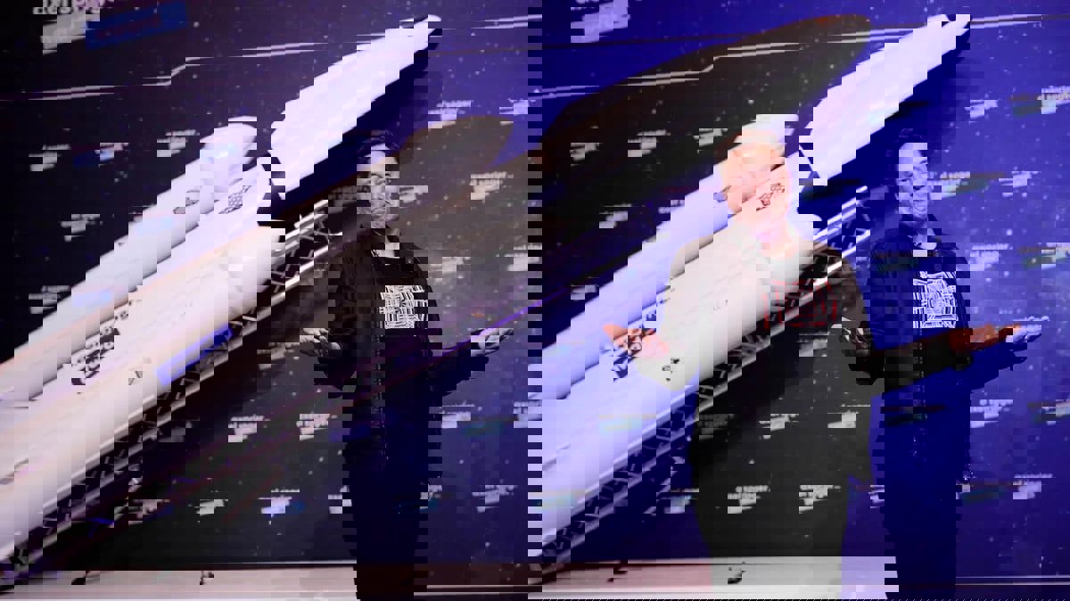 مهندسون يقاضون "سبيس إكس" وإيلون ماسك