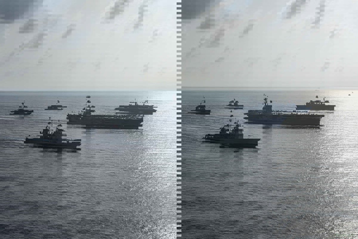 الفلبين والصين تتبادلان الاتهامات بشأن تصادم في منطقة نزاع