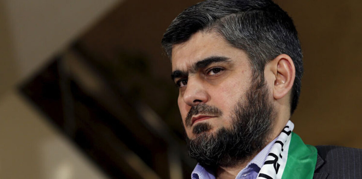 علوش يستقيل من وفد المفاوضات ويدعو لمجلس عسكري موحد