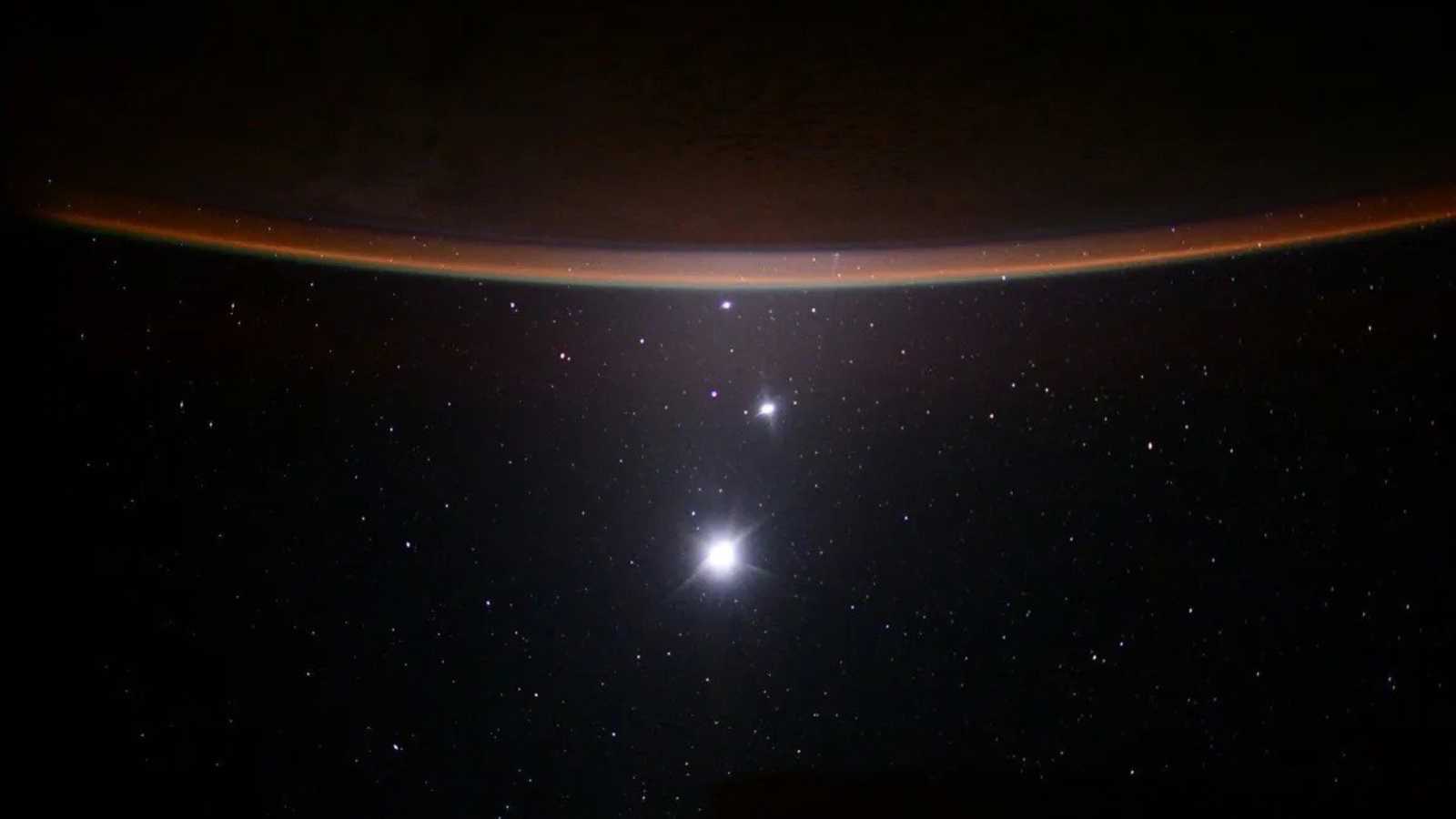 المشتري في أقرب نقطة للأرض.. ظاهرة "التقابل" تزين سماء العالم