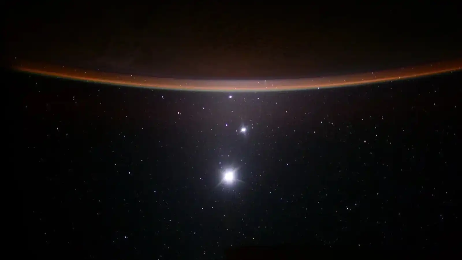 المشتري في أقرب نقطة للأرض.. ظاهرة "التقابل" تزين سماء العالم