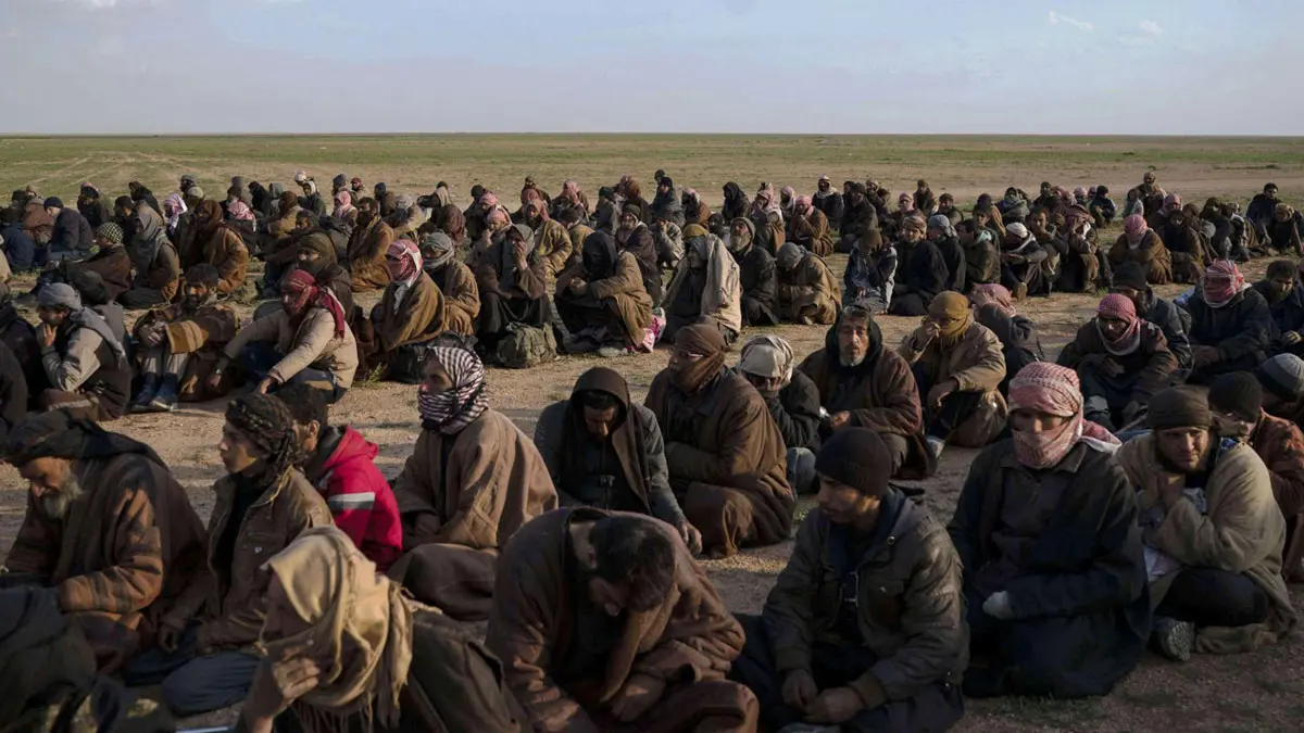 أكراد شمال شرق سوريا يعتزمون إنشاء محكمة لمقاتلي "داعش"