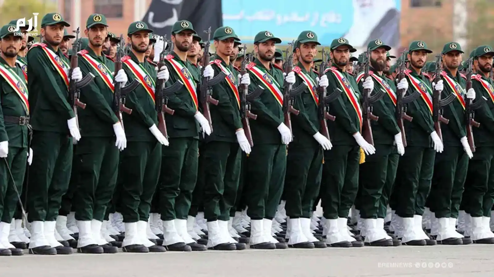 "انتحاريون" بزي لاجئين.. كيف دخل الحرس الثوري إلى عمق أوروبا؟ (فيديو إرم)