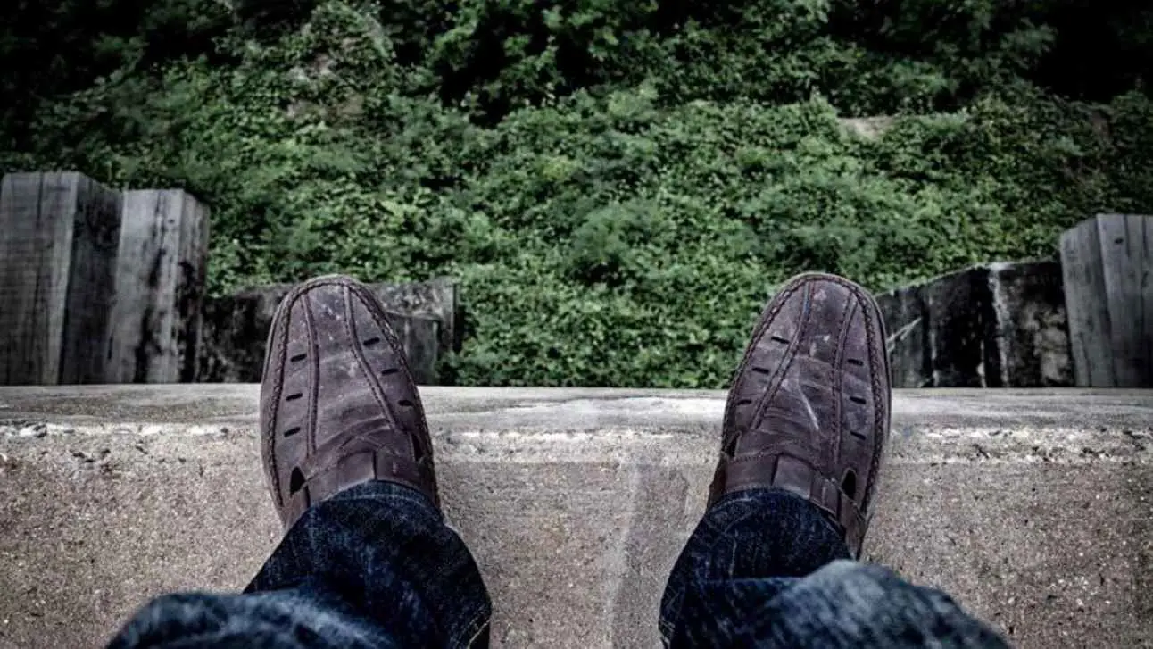 مصرع شاب بعد محاولة فاشلة للطيران في مصر