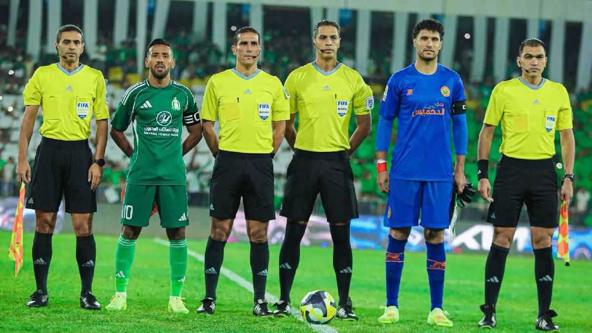 صفارة تونسية لإدارة مباراة نهضة بركان والأهلي طرابلس في دوري أبطال إفريقيا