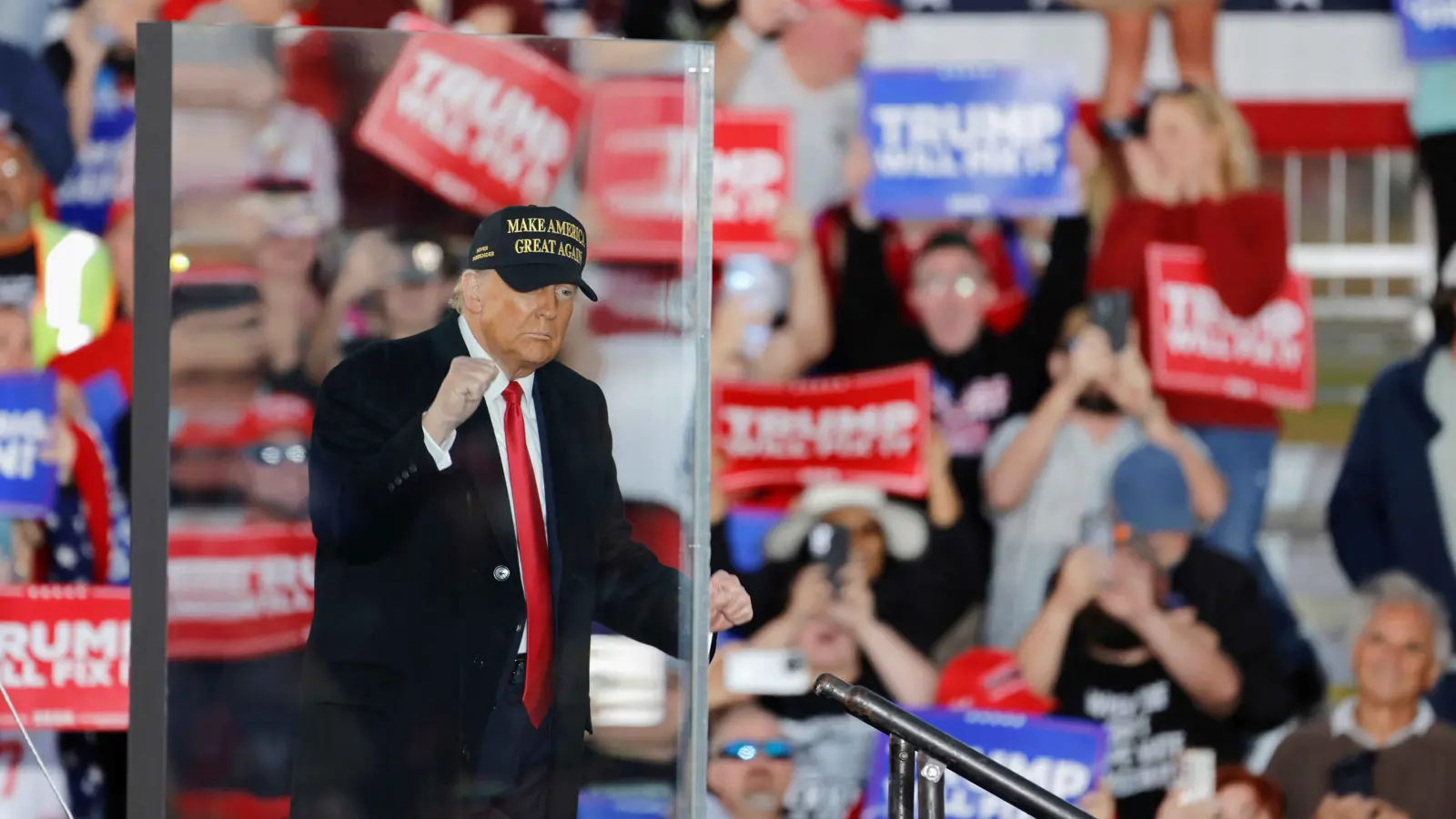 تصريحات خارجة عن النص.. ترامب وفوضى الأيام الأخيرة