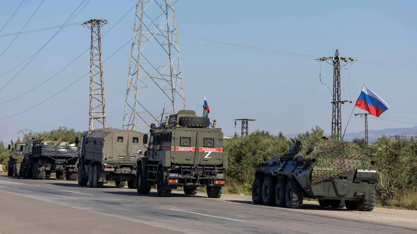 "توقيت حرج".. ماذا تعني عودة الدوريات الروسية إلى سوريا؟