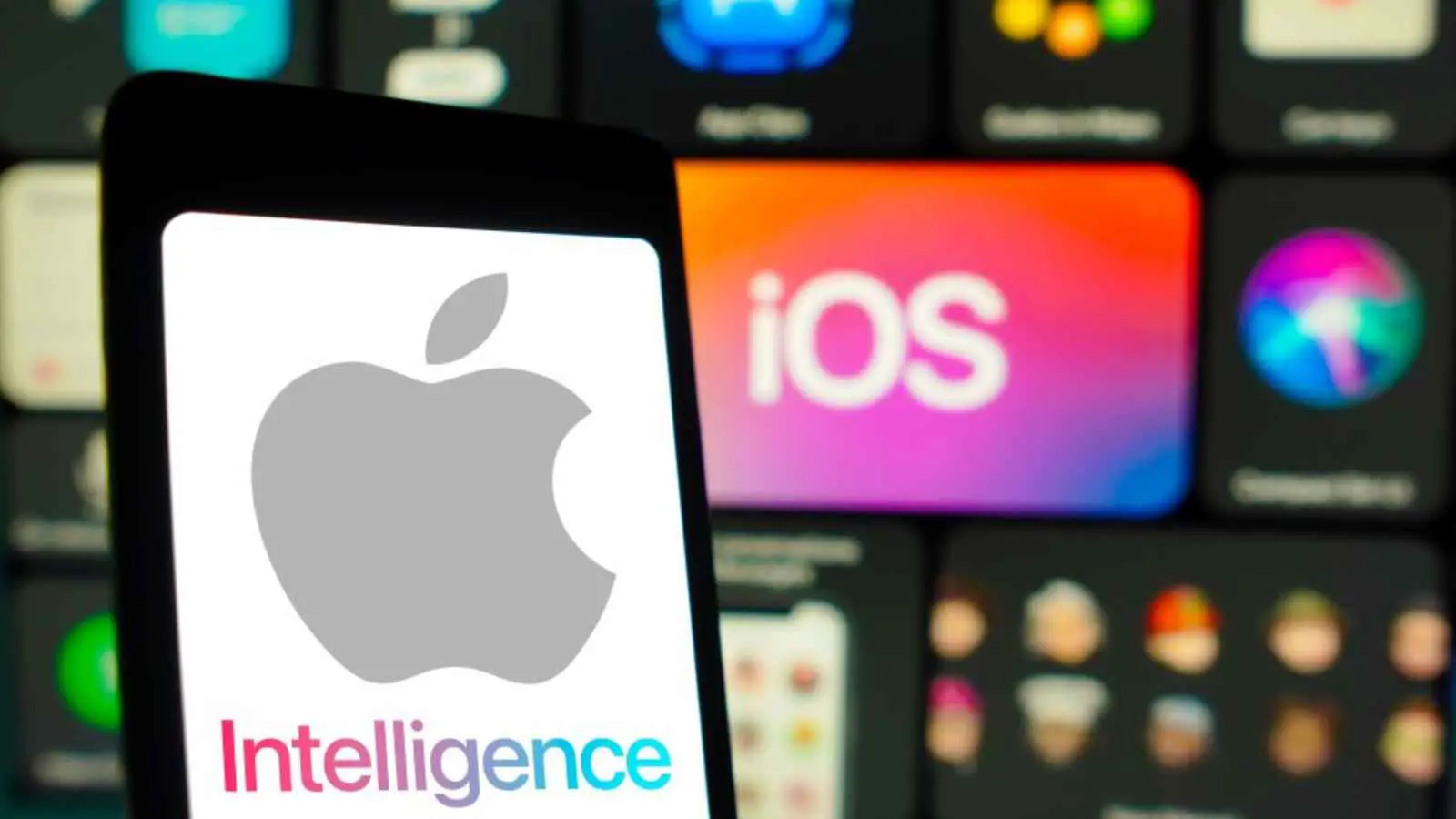 من بينها الذكاء البصري.. هذا أبرز ما يقدمه ChatGPT لنظام iOS 18.2‎