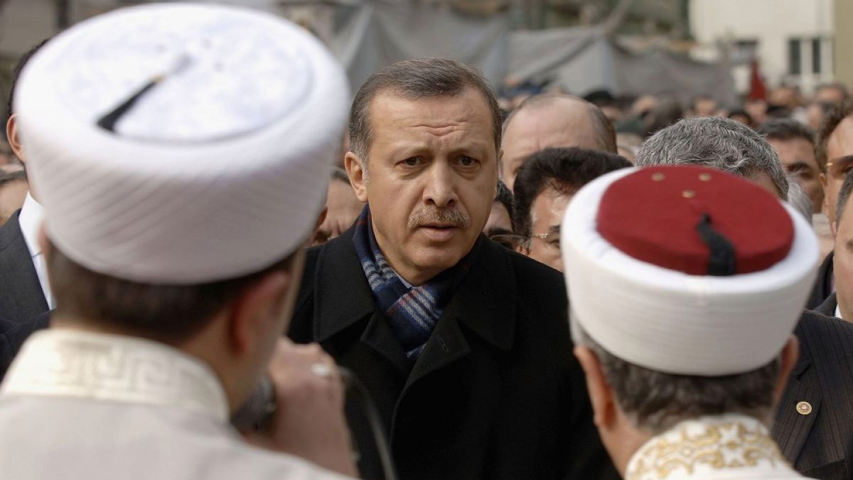 تقرير ألماني: سياسات أردوغان ضاعفت الإلحاد في تركيا