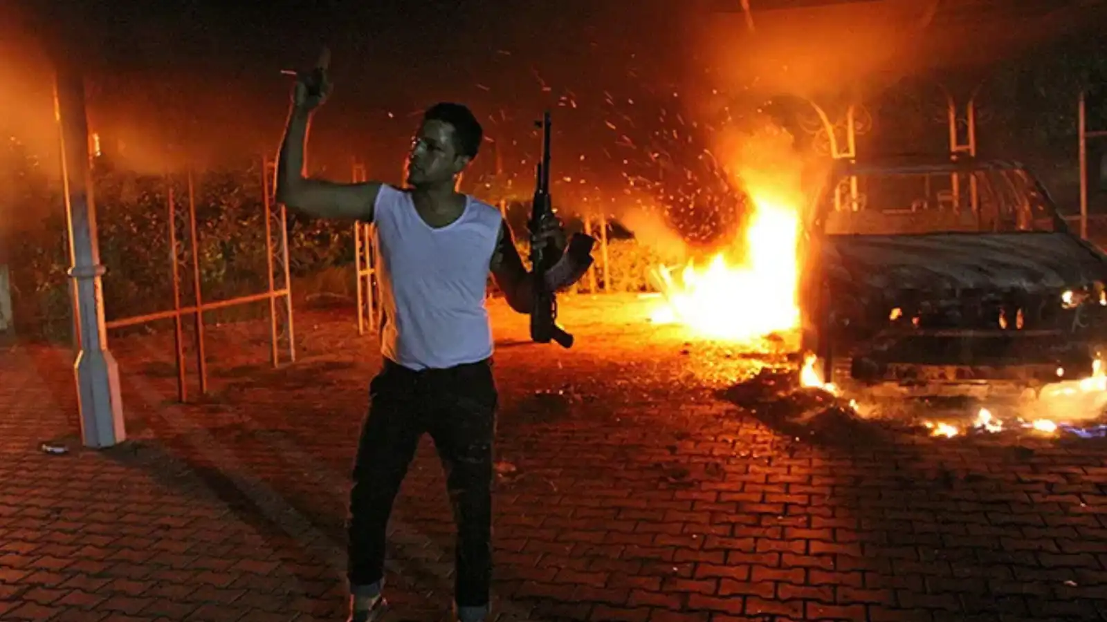 تفاصيل جديدة حول الهجوم على القنصلية الأمريكية في بنغازي عام 2012