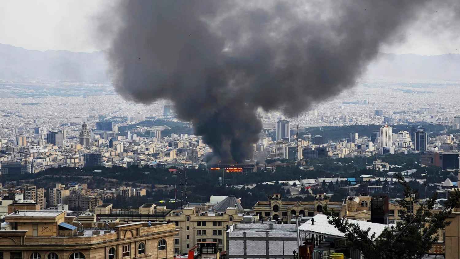 "الدقائق القاتلة".. كيف ألغى اتصال من ترامب ضربة إسرائيلية لإيران؟