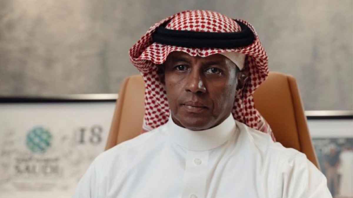 معك بأي دعم.. أول رسالة مساندة تصل ماجد الجمعان بعد توليه مسؤولية النصر (صورة)