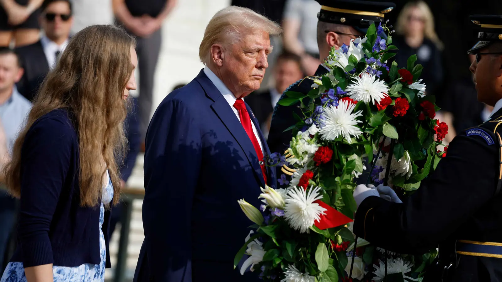 الانسحاب من أفغانستان يثير جدلا بين ترامب وهاريس (فيديو)