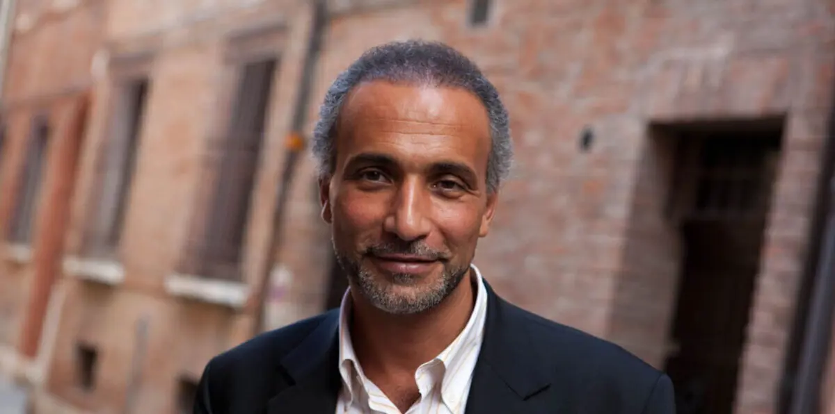 جناح مميز وتلفاز.. تعرف على حياة الإسلامي طارق رمضان في السجن