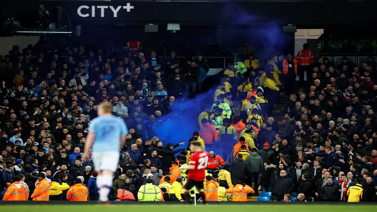 مانشستر سيتي يصعد لنهائي كأس الرابطة الإنجليزية رغم خسارته أمام مانشستر يونايتد (فيديو)
