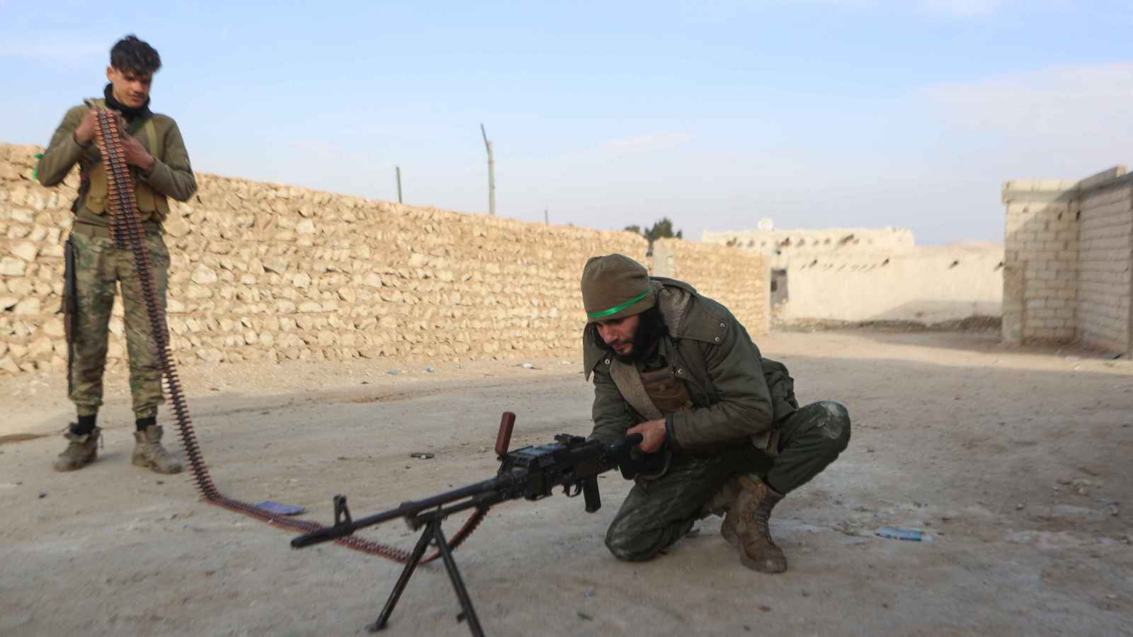 توسيع جبهات المواجهة في كوباني وسط مخاوف من تدخل تركي مباشر