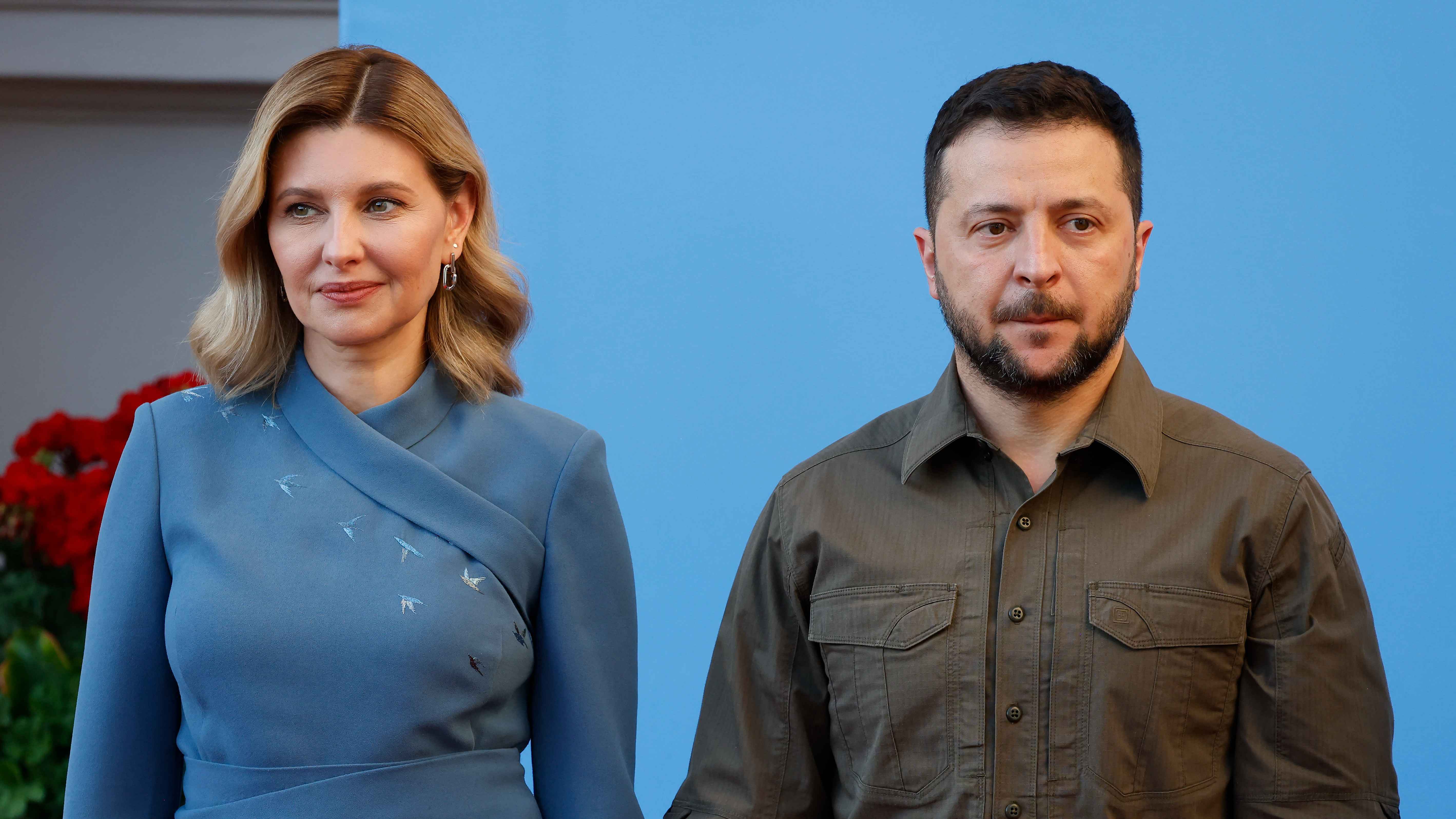 حرب أخرى.. سيارة زوجة زيلينكسي "الفارهة" تثير جدلا (فيديو)