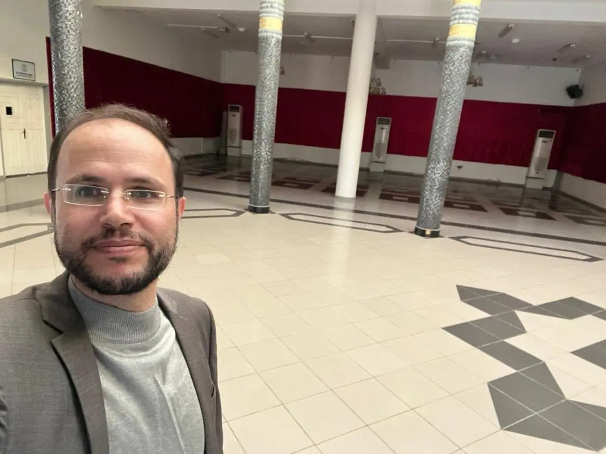 مقتل الشاعر الفلسطيني رفعت العرعير في غزة