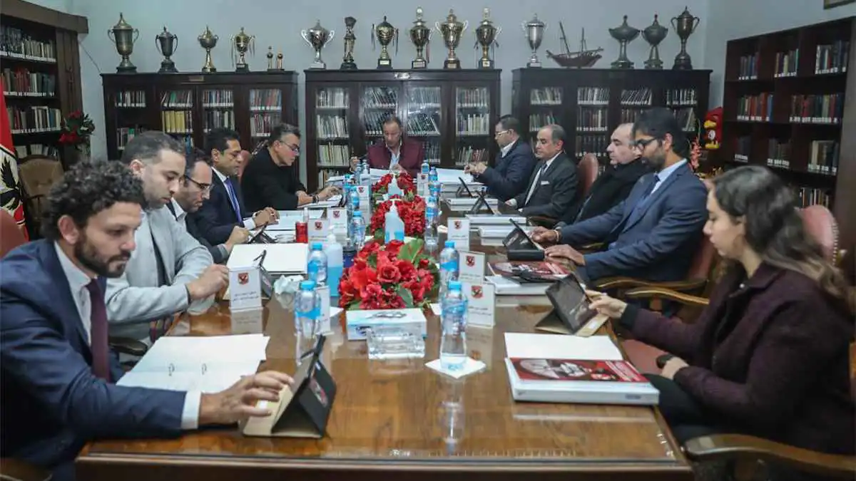 لن يترشح.. الخطيب "يزلزل" الأهلي المصري بقرار صادم