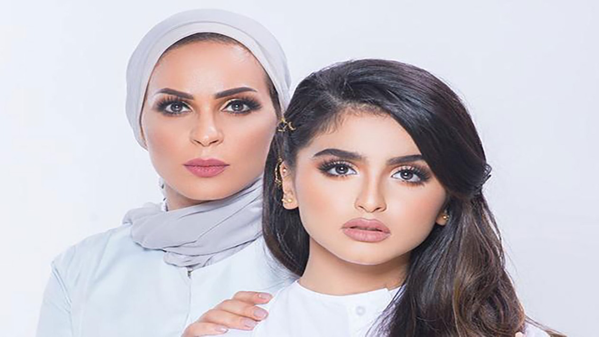 أروى تتهم منى السابر بإفساد علاقة ابنتها حلا الترك بالجمهور 