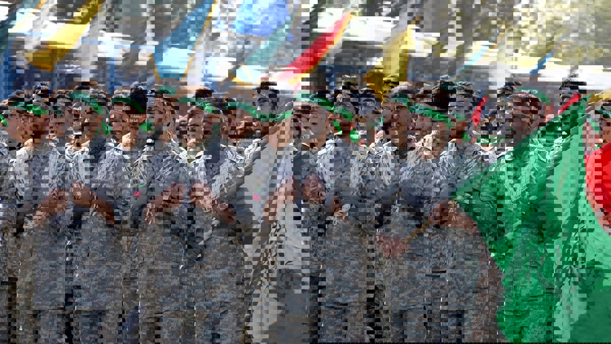 مقتل عضو في "الباسيج" الإيرانية طعنا بمدينة مشهد